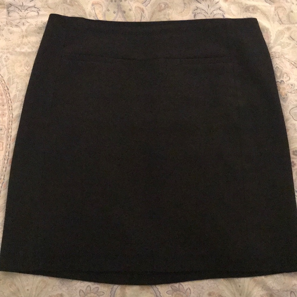 Black Skirt w/Slit Pockets